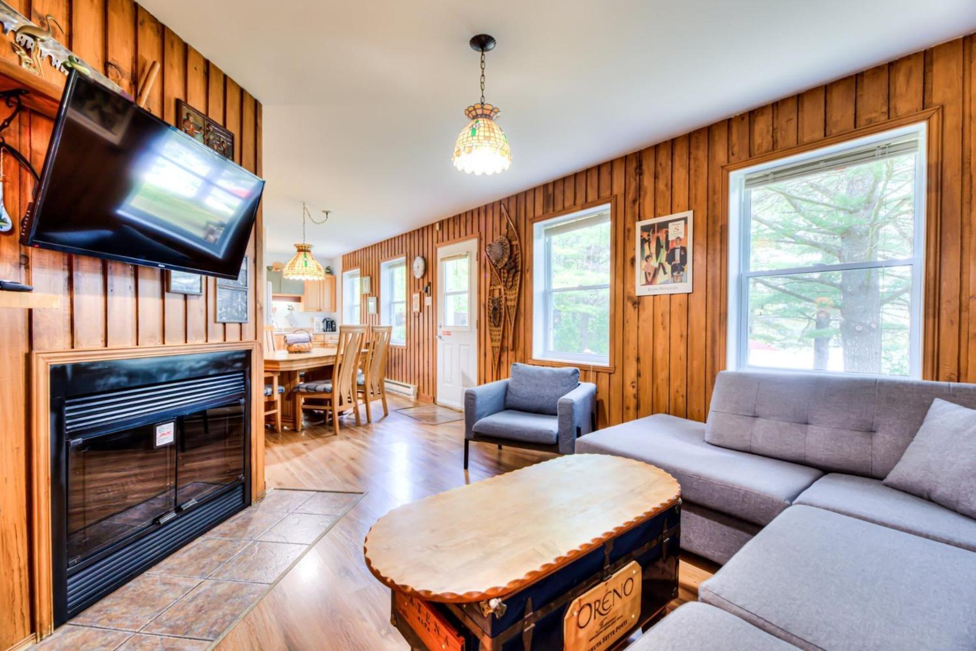Domaine Chalets Des Pins Rawdon Exterior photo