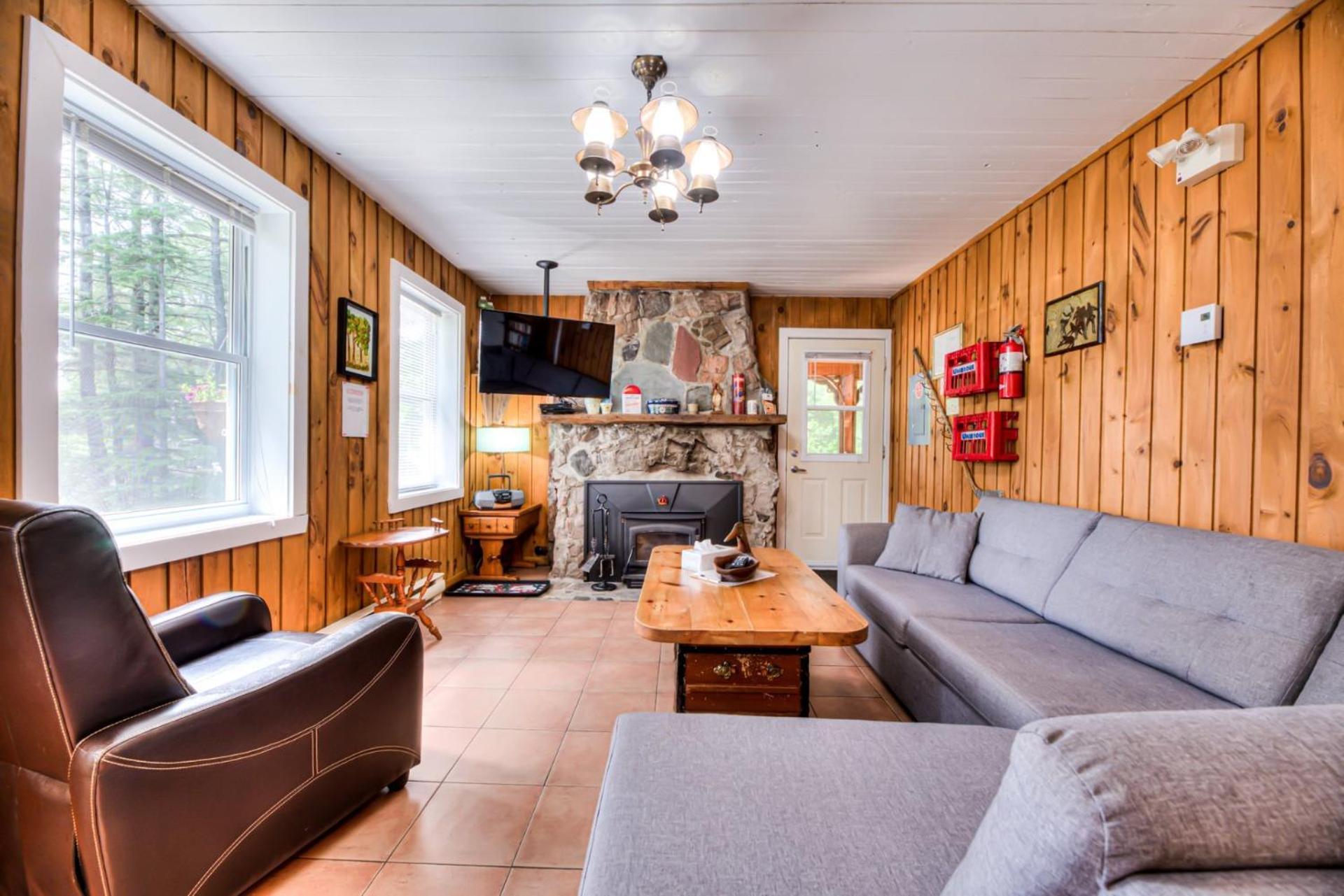 Domaine Chalets Des Pins Rawdon Exterior photo