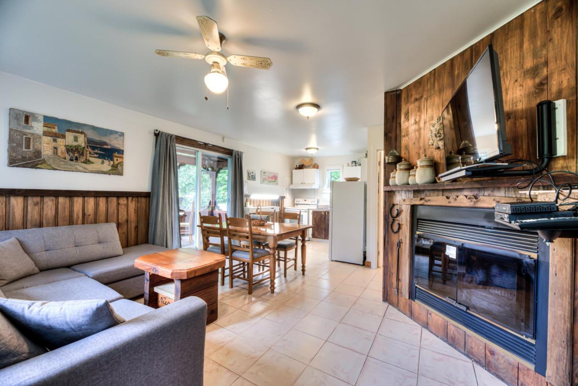 Domaine Chalets Des Pins Rawdon Exterior photo